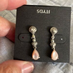 Silver and shell pink earrings